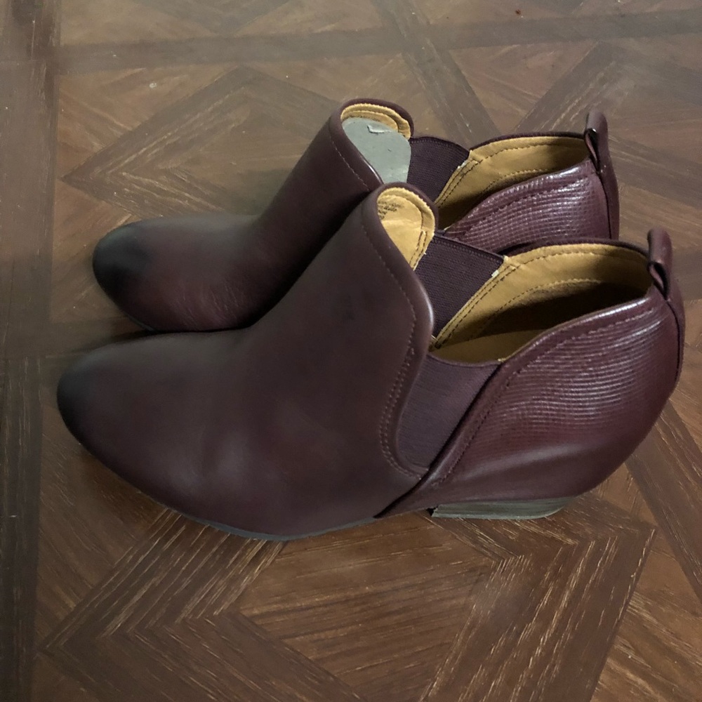 Brown Burgundy Color Booties .